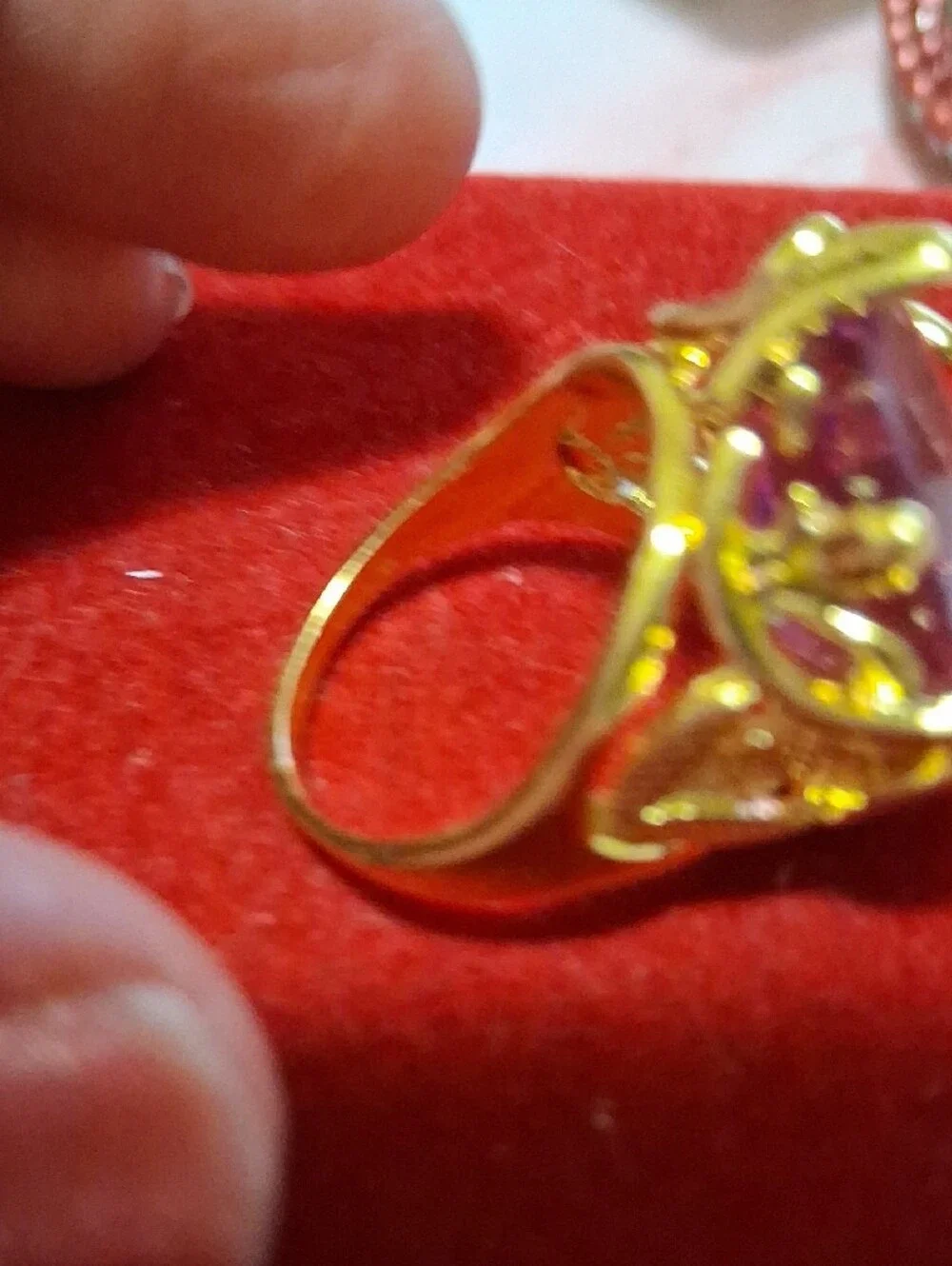 Statement Gold-Plated Ring with Pink to Purple Faceted Stone